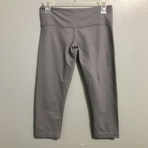 Lululemon Crop Athletic Workout Leggings Size 6